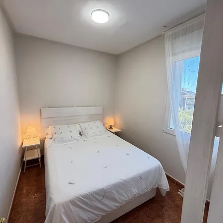 Reformado Junto A La Playa